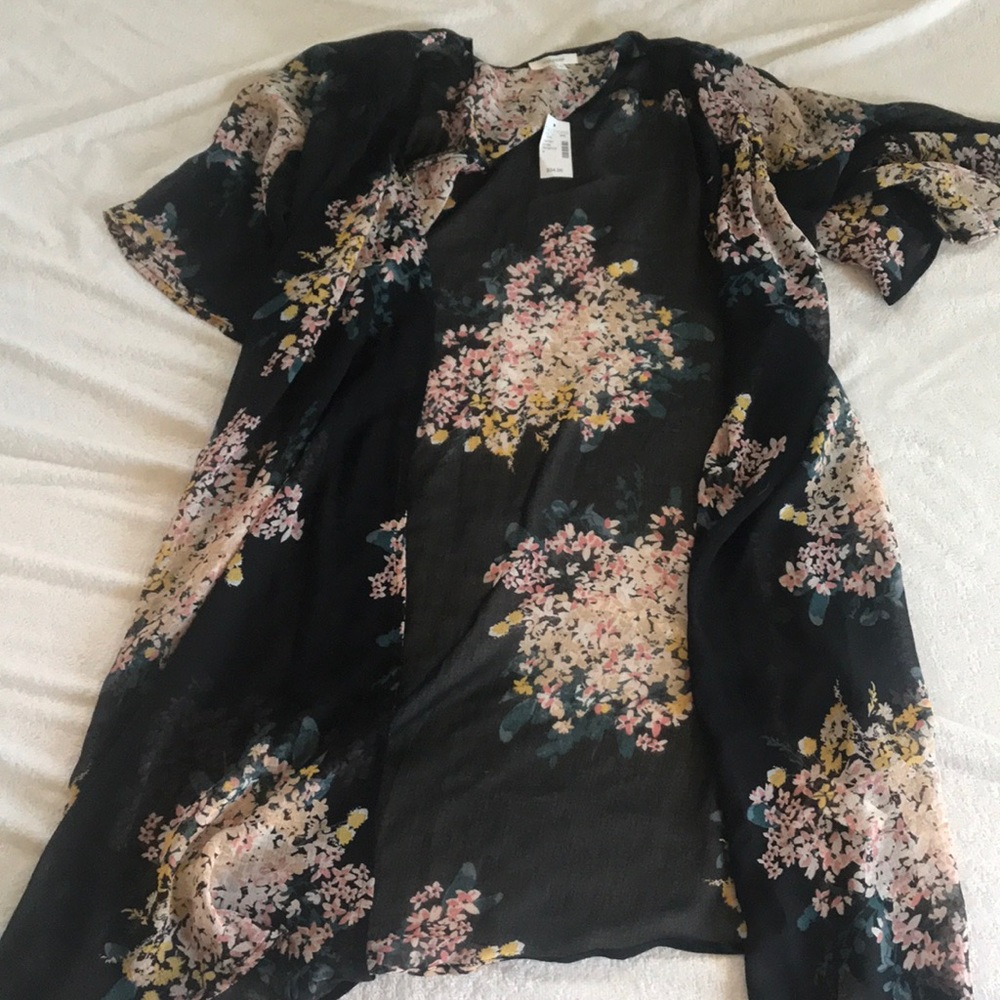 NWT Floral Kimino